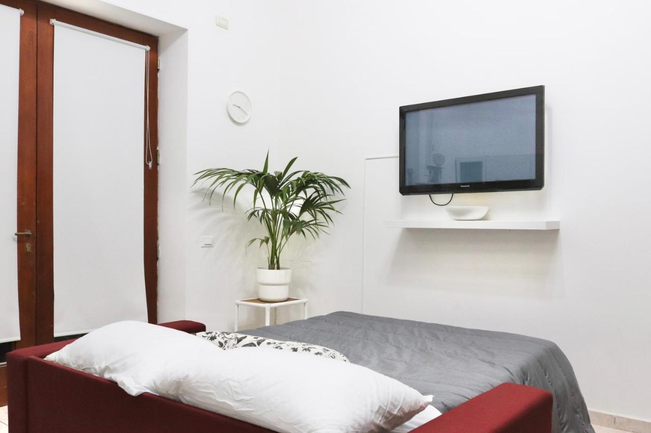 Appartamento Independent Loft Private Entrance And Courtyard Roma